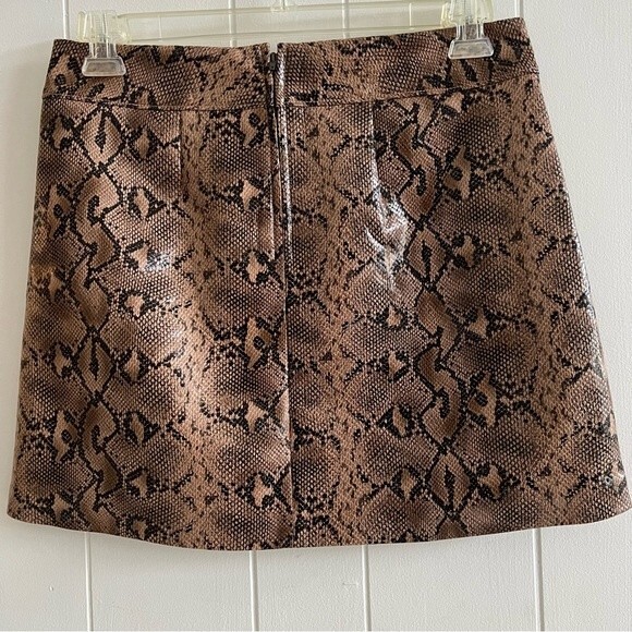 Blank NYC Snake print Mini Skirt - Picture 4 of 11